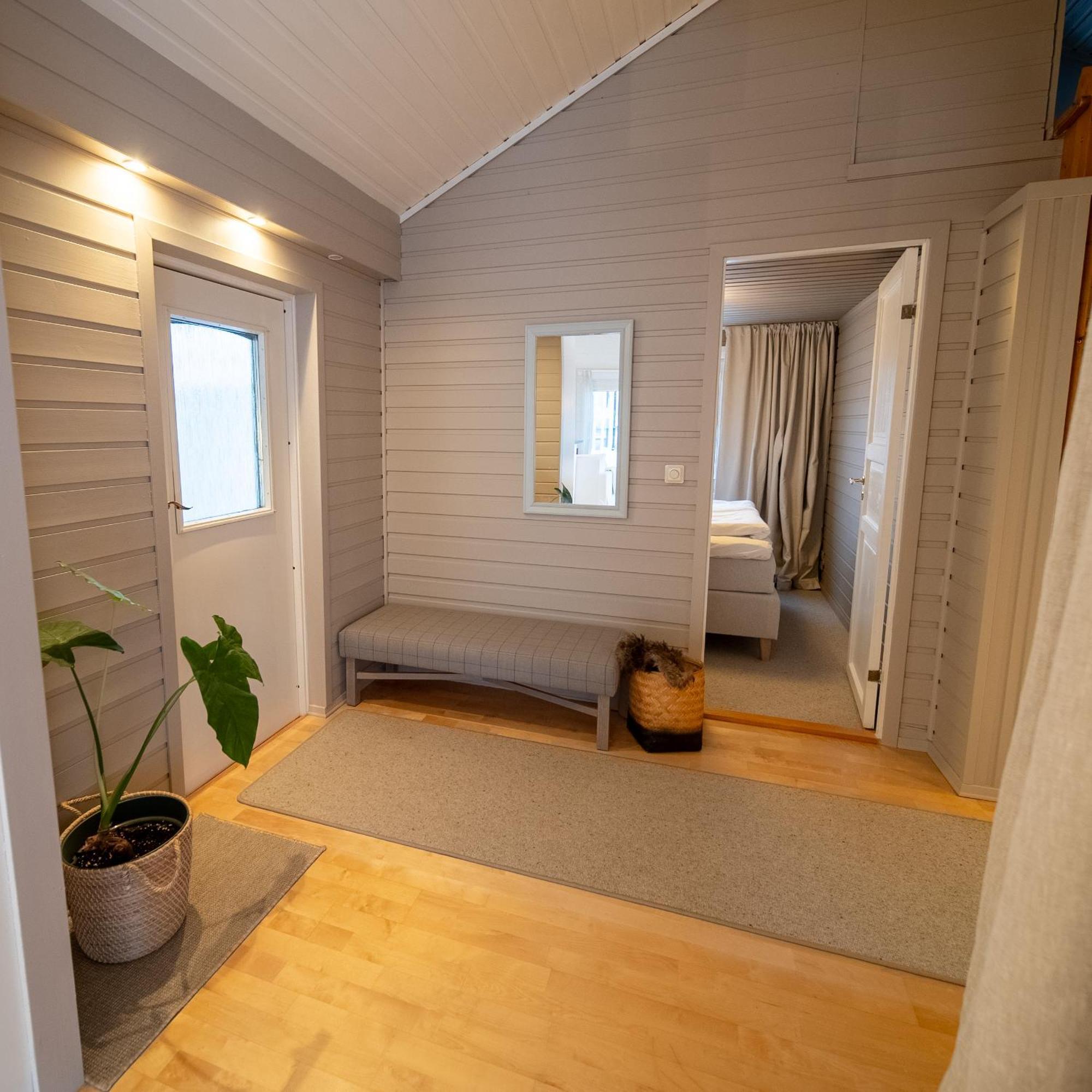 Brensholmen Beach House Tromso Exterior photo
