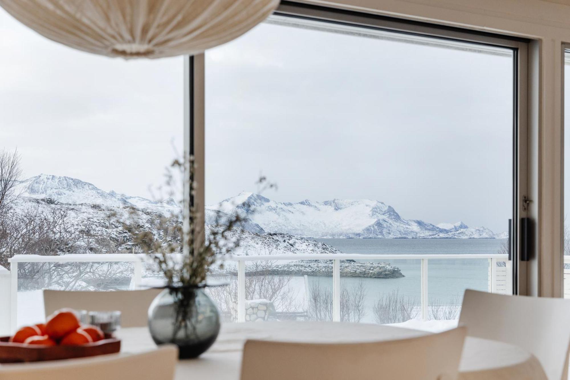 Brensholmen Beach House Tromso Exterior photo